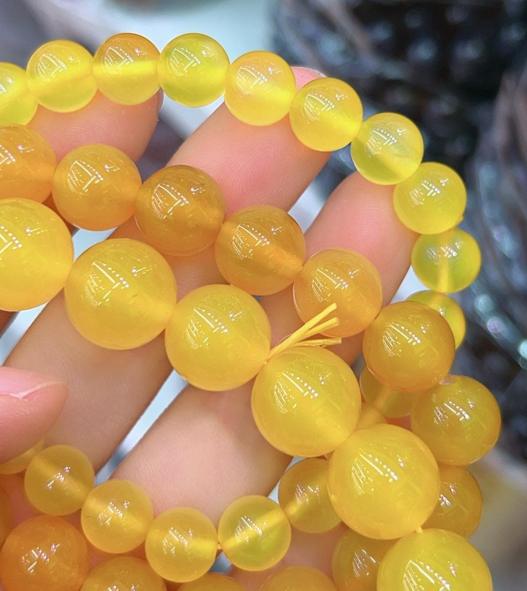 Yellow Agate real photo 1